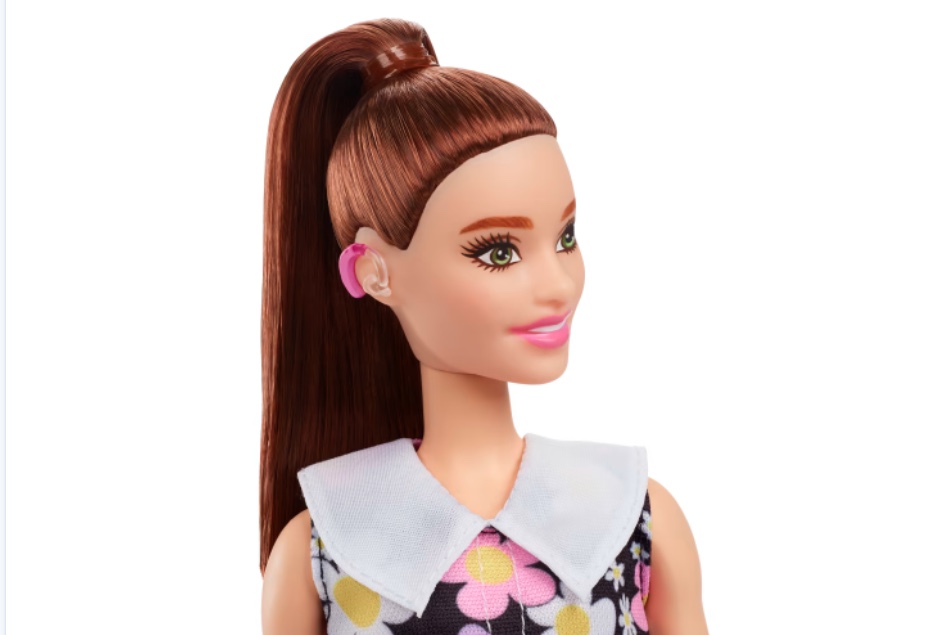 Barbie jetzt auch mit Hörgerät – Ken mit Pigmentflecken