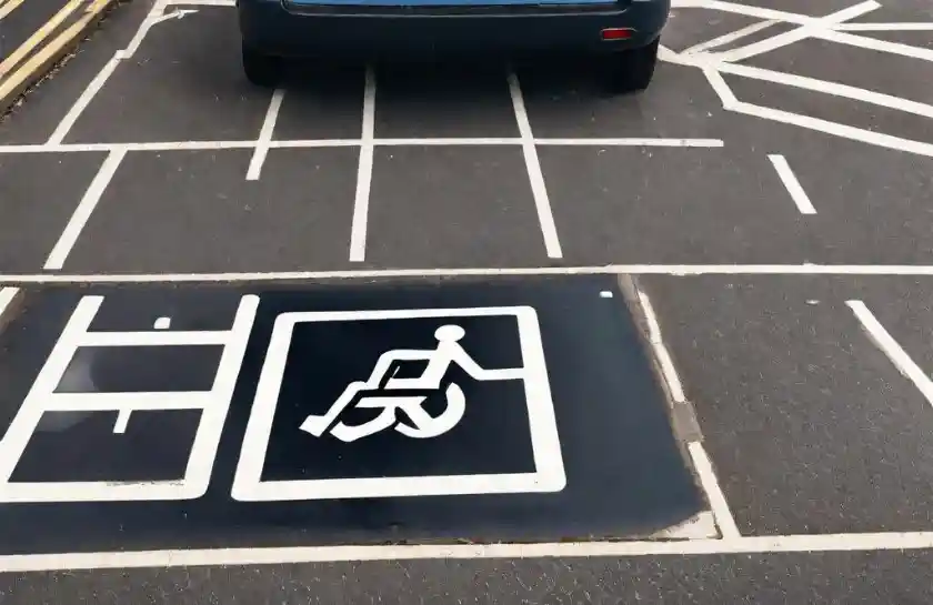 eigener Behindertenparkplatz