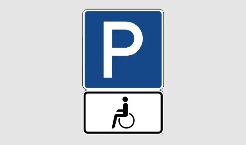 eigener Behindertenparkplatz